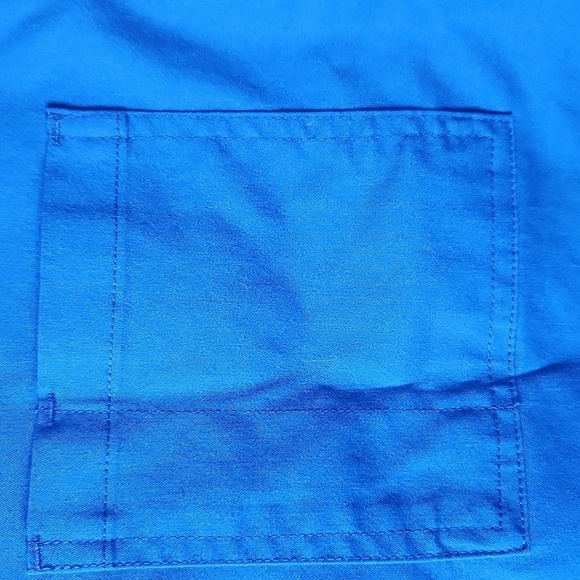 Bordova Unisex Blue Scrub Top - Picture 7 of 10